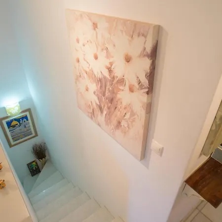 Yiarina * Isterni (Paros)